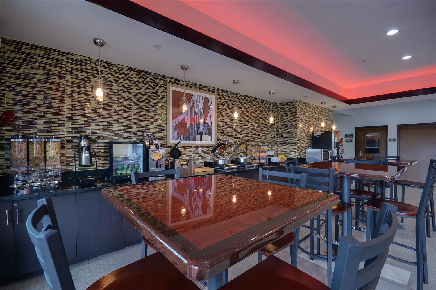 וינטון Best Western Casino Inn מראה חיצוני תמונה